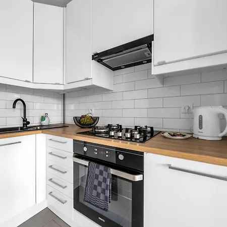 Powisle - 8th Floor With Balcony - By Rentujemy アパート *