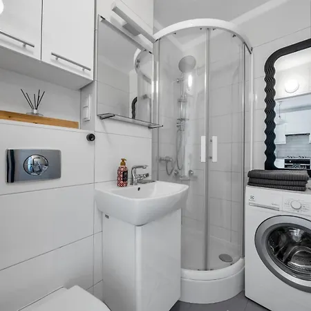 Appartement Powisle - 8th Floor With Balcony - By Rentujemy *