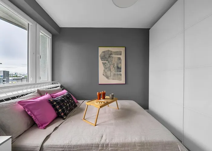 Powisle - 8th Floor With Balcony - By Rentujemy