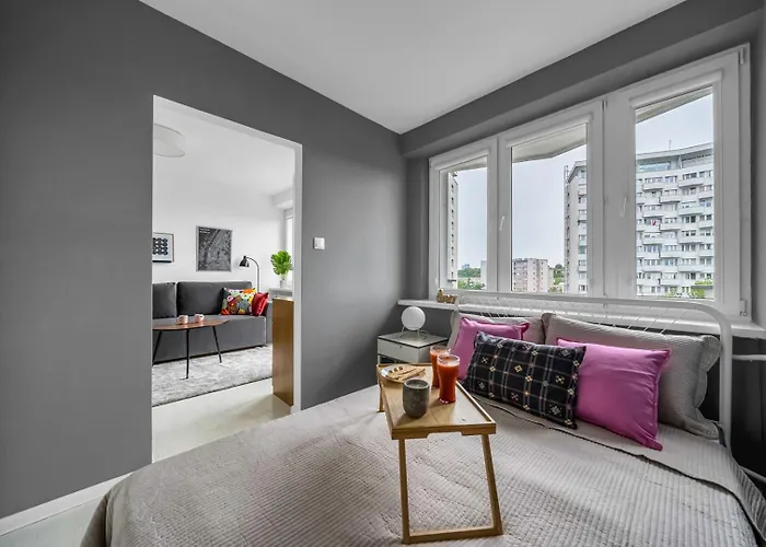 Powisle - 8th Floor With Balcony - By Rentujemy Apartment