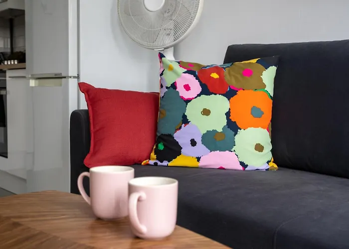 Apartament Powisle - 8th Floor With Balcony - By Rentujemy Warszawa