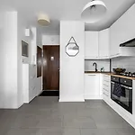 Powisle - 8th Floor With Balcony - By Rentujemy Varsovia